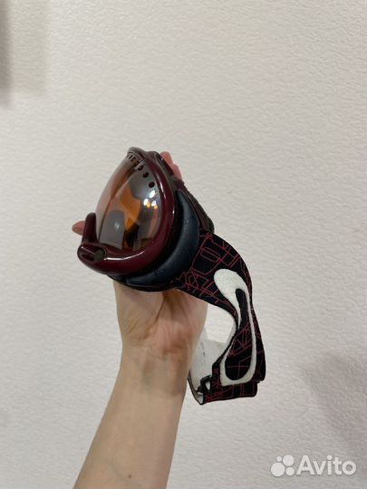 Шлем горнолыжный