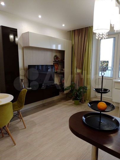 2-к. квартира, 57 м², 5/5 эт.