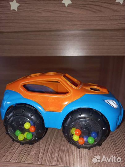 Машинка погремушка