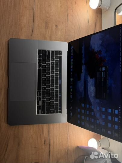 Apple macbook pro 16 2019