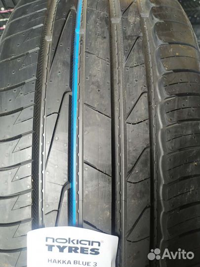 Nokian Tyres Hakka Blue 3 SUV 235/60 R18