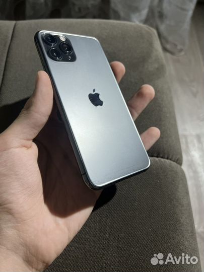 Телефон iPhone 11 pro 64 gb