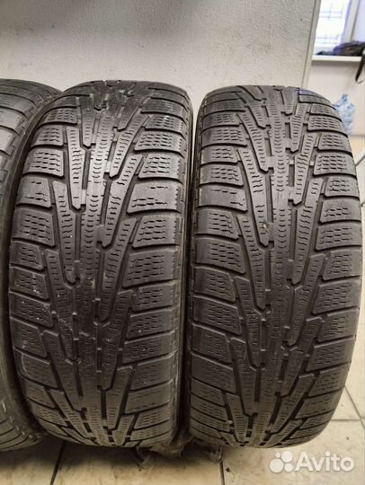 Nokian Tyres Hakkapeliitta R SUV 225/60 R18