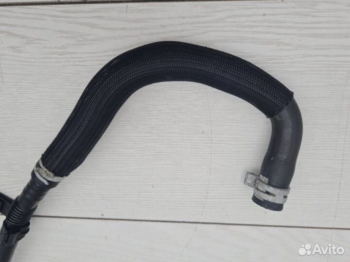 Патрубок охлаждения Peugeot 3008 DV6C 2011