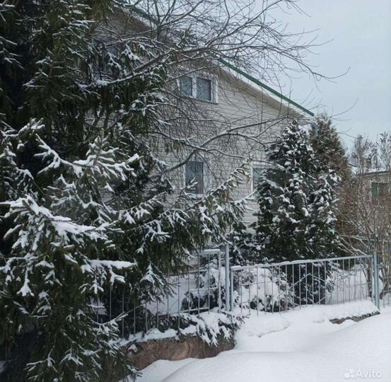 Дом 137 м² на участке 6 сот.