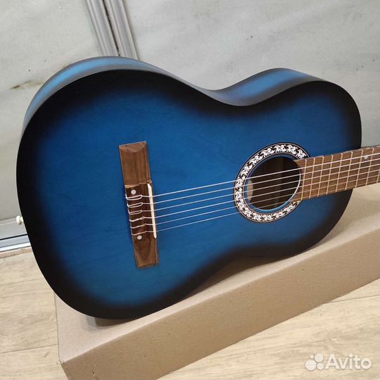 Гитара новая классическая