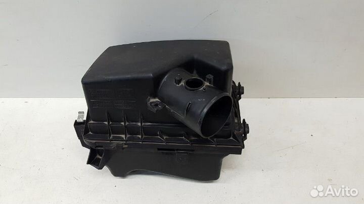Корпус воздушного фильтра Toyota Camry V55 2011