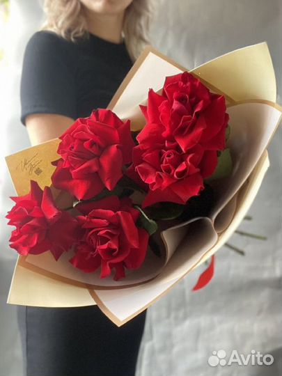 Букет из красных французских роз