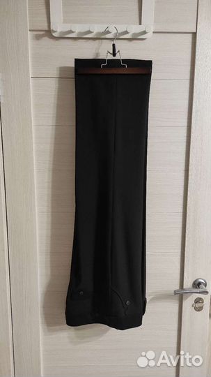 Брючная вешалка