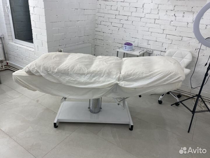 Косметологическая кушетка