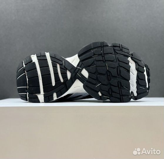 Кроссовки Balenciaga stapler