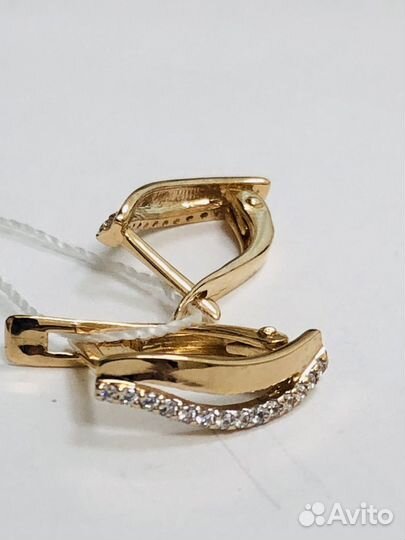 Золотые серьги