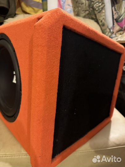 Активный сабвуфер