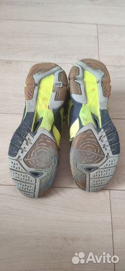 Волейбольные кроссовки mizuno wave tornado x