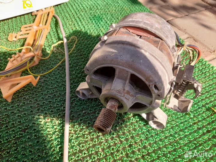 Двигатель стиральной машины