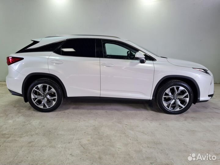 Lexus RX, 2016