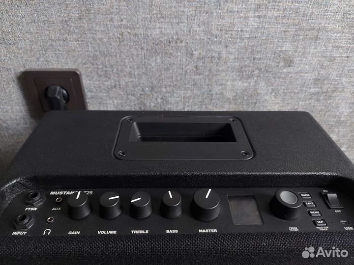 Комбоусилитель