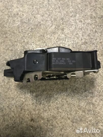 Mercedes-Benz 639 замок двери