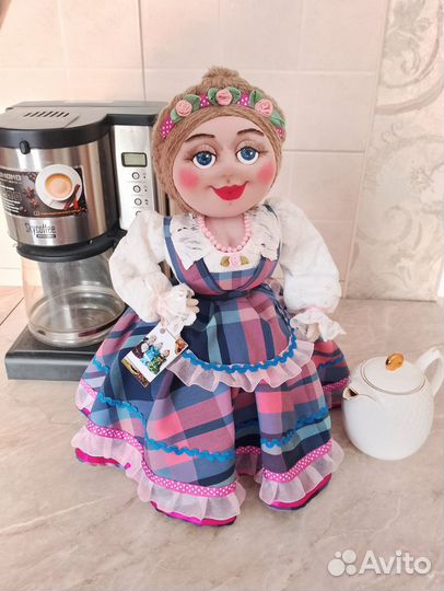 Кукла грелка на чайник