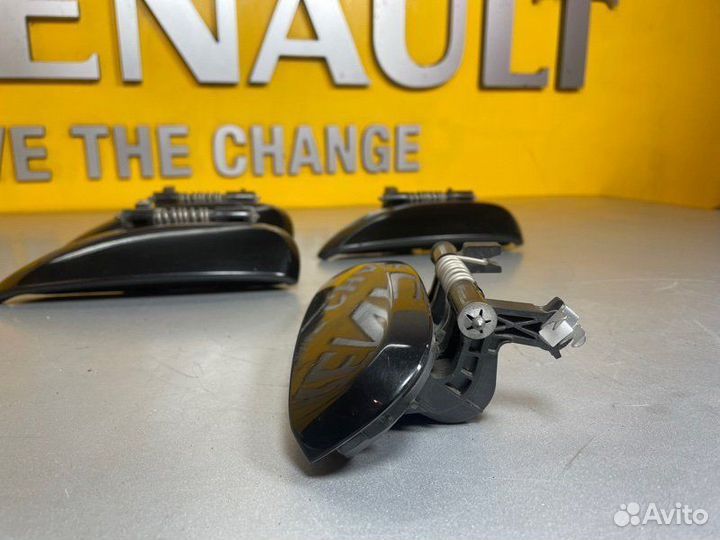 Ручка двери внешняя левая Renault Sandero Stepway