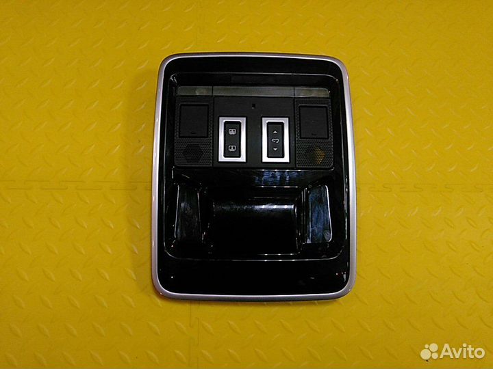 Плафон салонный Range Rover Sport II