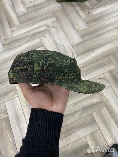 Кепка пиксель