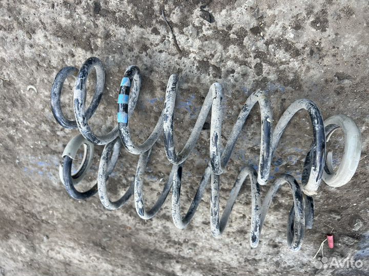 Пружина задняя Citroen C4 B7