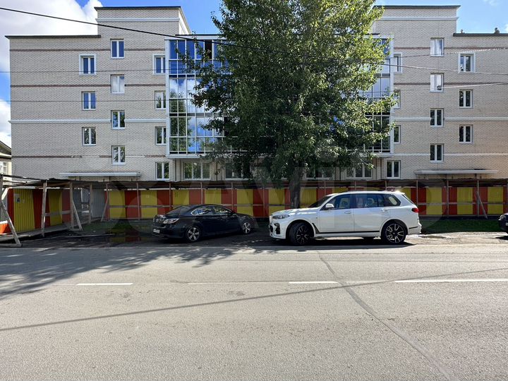 Аукцион: 3-к. квартира, 66 м², 1/4 эт.