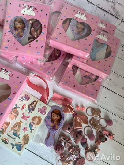 Набор заколок и резинок для волос 21 предмет