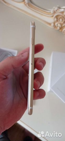 Телефон iPhone 6