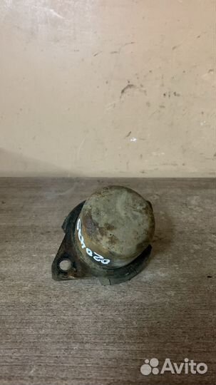 Опора кпп левая Chery Amulet