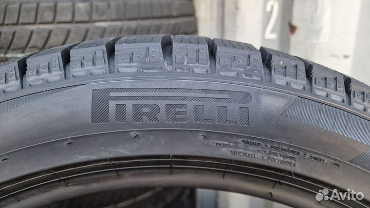 Pirelli Ice Zero FR 245/45 R20 103H