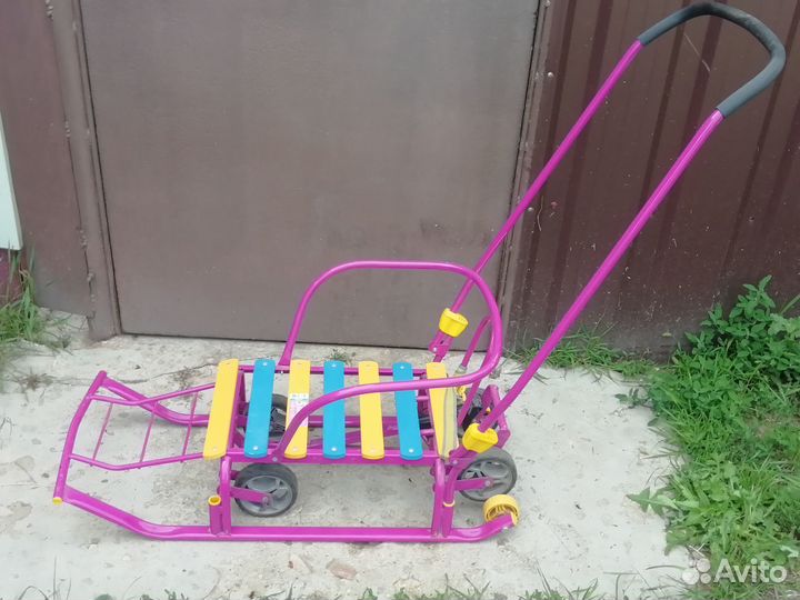 Детские санки на колесах