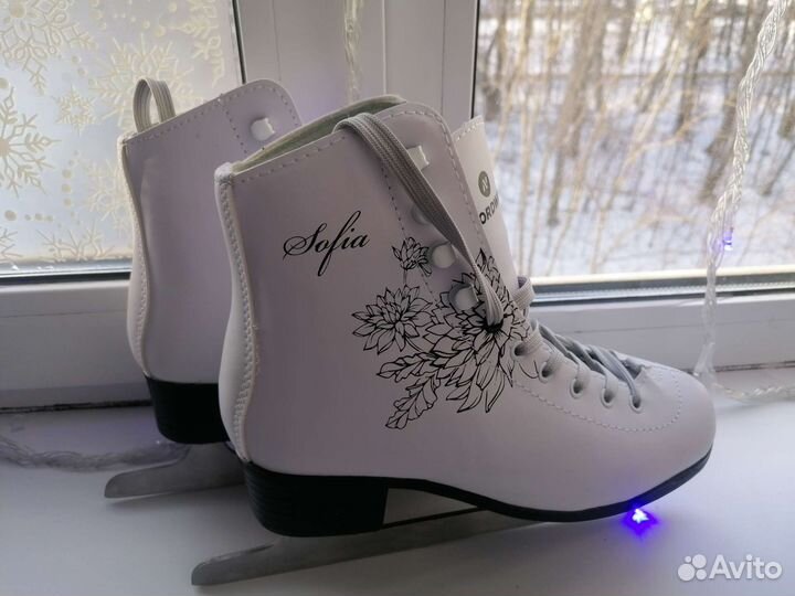 Коньки женские 37 размер