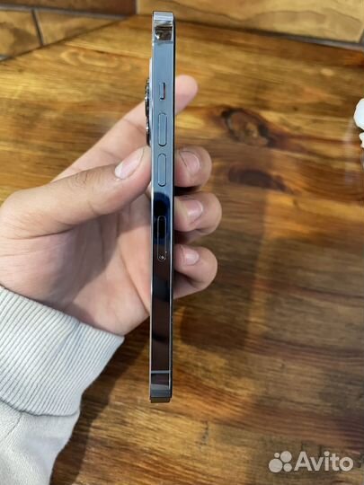 Телефон iPhone 13 pro
