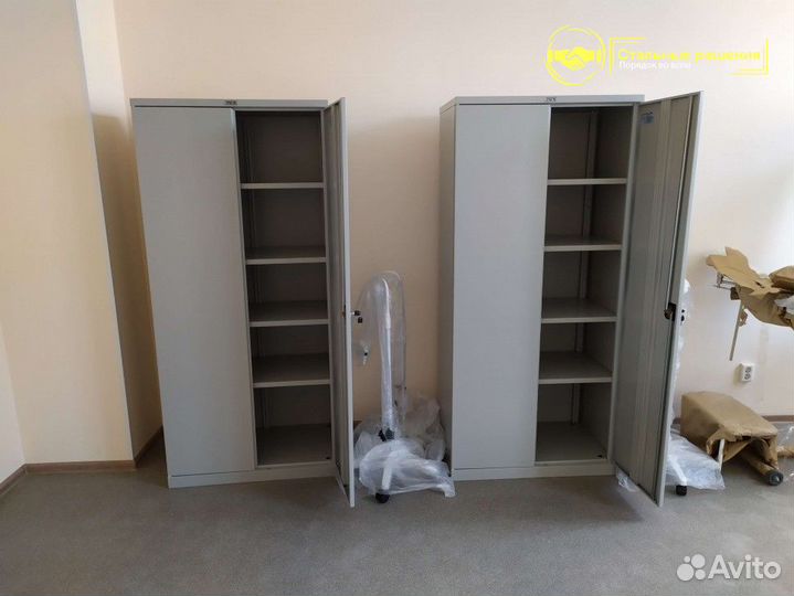 Шкаф металлический для документов с полками