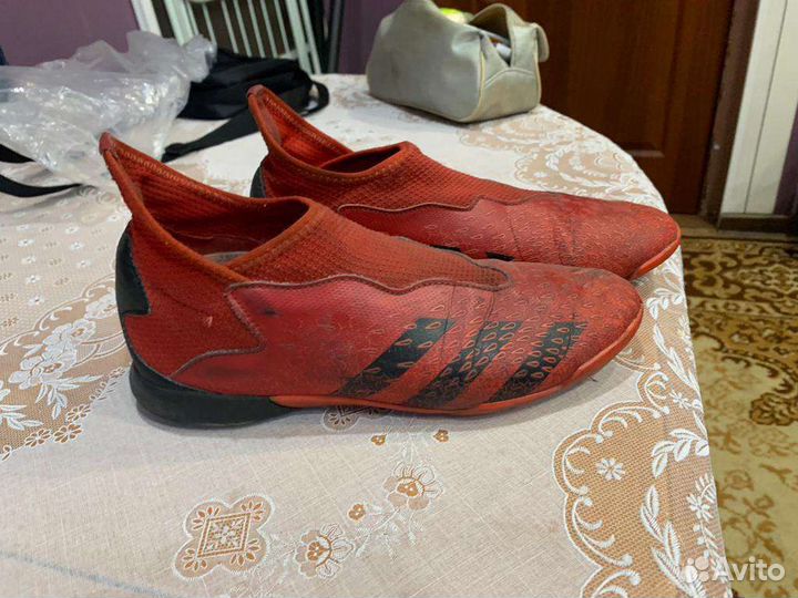 Бутсы adidas predator