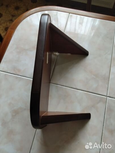 Полочка настенная деревянная