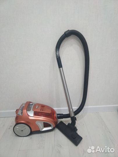 Пылесос Scarlett