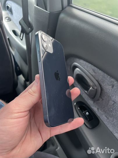 Телефон iPhone 12 на 128GB