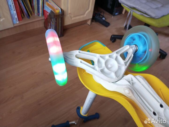 Самокат детский трехколесный