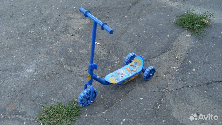 Детский трёхколёсный самокат. Тех.исправен