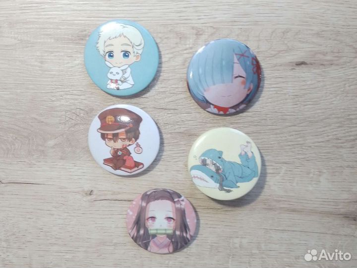 Аниме значки