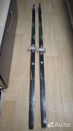 Беговые лыжи