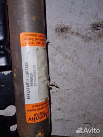 Аэрбег потолочный левый Volvo Xc90 B5254T2 2007