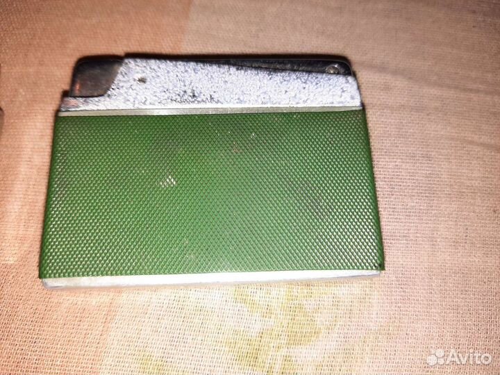 Зажигалка бензиновая