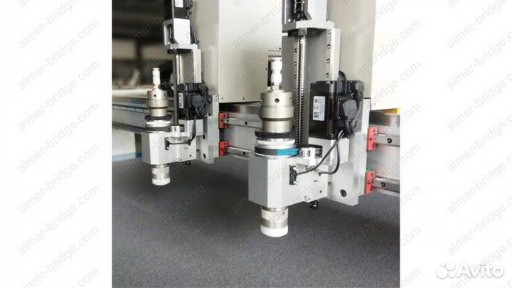 Станок для резки кожи с круглым ножом