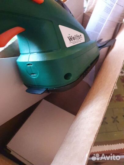 Пила цепная аккумуляторная