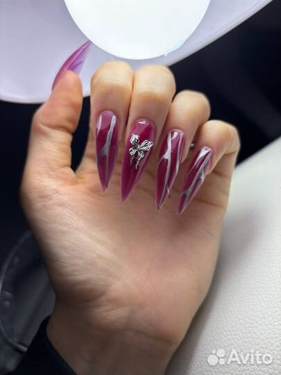 Наращивание ногтей модель