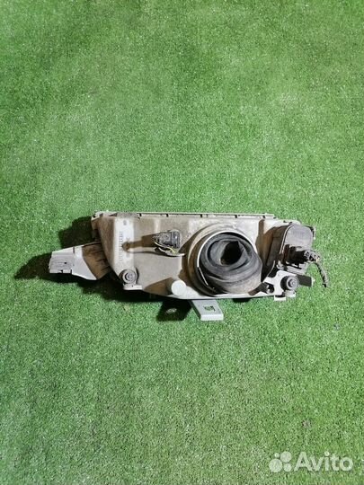 Фара левая Fiat Punto